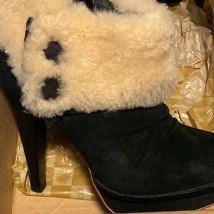 Ugg stiletto booties size 6